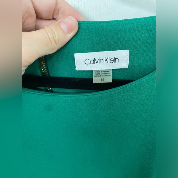 Calvin Klein Short Sleeve Ruffle Hem Wrap Style Dress - Picture 5 of 6